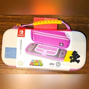 NWT  PowerA Protection Case for Nintendo Switch in Rainbow Run Mario